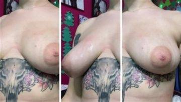 Quinn Gray Nude quinnxgray Oiled Up Boobs Video  on fanspics.com