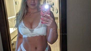 Iskra Lawrence Sexy (1 Photo) on fanspics.com