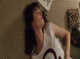 Vanessa Hudgens, Mackenzie Davis 13 Freaks Of Nature (2015) Sex Scene on fanspics.com