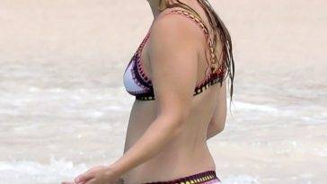 Billie Lourd Looks Hot in a Bikini on the Beach in St Barts on fanspics.com