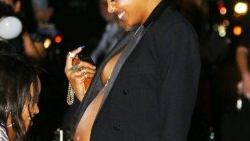 Slick Woods Braless Showed Her Baby Bump at NYFW ! on fanspics.com