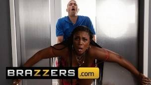 Brazzers 13 Ebony BBW Maserati Gets Stuck in Elevator on fanspics.com