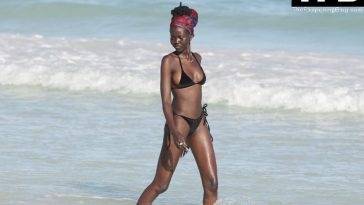 Skinny Adut Akech Bior Spent Her Christmas Day Birthday Soaking Up the Sun in Mexico - Mexico on fanspics.com