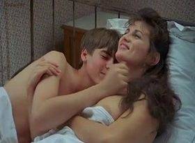 L'iniziazione (1987) Sex Scene on fanspics.com