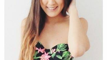 Laurdiy Bikini Pictures (14 pics) on fanspics.com