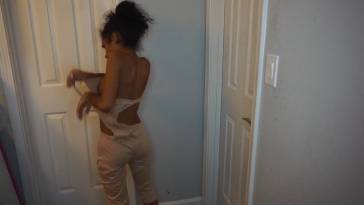 MrsAiyana Nipple Slip (2 pics 1 gif) on fanspics.com