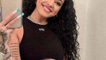 Malu Trevejo Shows Off Her Underboob on fanspics.com