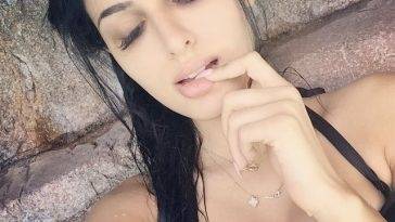 SSSniperWolf Cleavage and Sexy Pics (73 pics) on fanspics.com