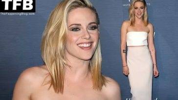 Kristen Stewart Looks Sexy at the Hollywood Reporter 19s Oscar Nominee Night on fanspics.com