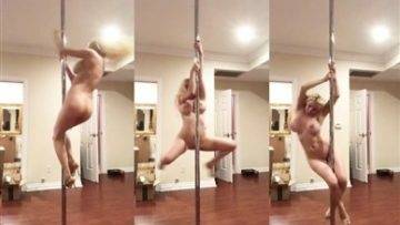 Courtney Stodden Nude Pole Dancing Porn Video  on fanspics.com