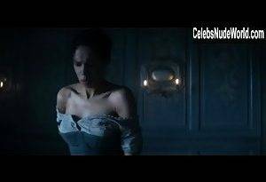 Vinette Robinson in A Christmas Carol (2019) Sex Scene on fanspics.com