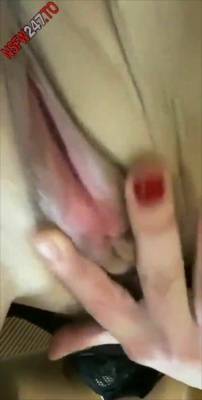 Alina Henessy standing dildo play snapchat premium porn videos on fanspics.com