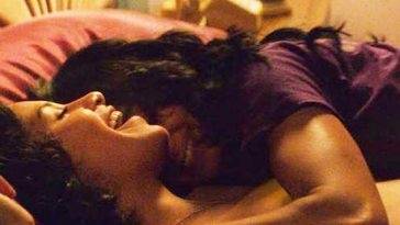 Shakira Barrera & Sunita Mani Nude Lesbian Scene from 'GLOW' on fanspics.com