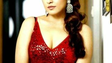 Tanushree Dutta Sexy Collection on fanspics.com