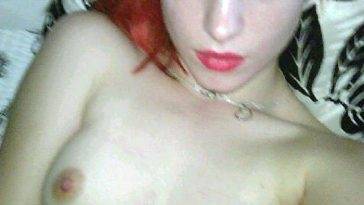 Singer Hayley Williams LEAKED Nude Pic — Red Head Slut Is Topless on fanspics.com