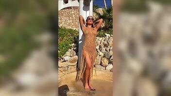 Brittney palmer sexy on the beach onlyfans videos leaked on fanspics.com