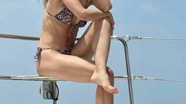 Michelle Hunziker Sexy on fanspics.com