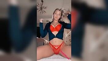 Therealbrittfit sexy body style onlyfans videos 2021/01/03 on fanspics.com