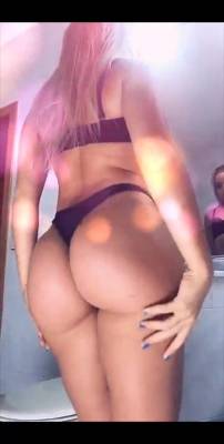 Paola Skye sexy booty view snapchat premium xxx porn videos on fanspics.com