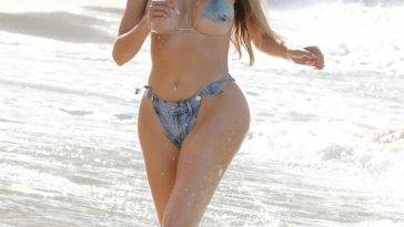 Farrah Abraham Celebrates Her Sobriety with a Birthday Trip to Hawaii on fanspics.com