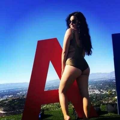 How Would You Get Ariel Winter Pregnant on fanspics.com