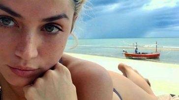 Ana de Armas Nude & Sexy Pics And Topless Sex Scenes on fanspics.com