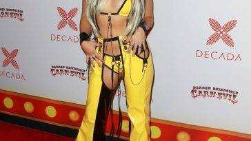 Lexi Jayde Flaunts Her Sexy Tits at the CARN*EVIL Halloween Party on fanspics.com