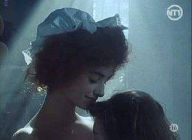 Penélope Cruz 13 Série rose.Elle et lui (1991) Sex Scene on fanspics.com