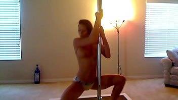 LauranVickers pole dance and strip xxx premium porn videos on fanspics.com