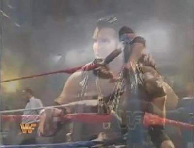 SHAWN MICHAELS VS RAZOR RAMON: SINGLES MATCH: MONDAY NIGHT RAW 95 on fanspics.com