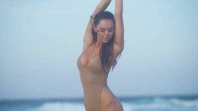 Its Time For Me to Finally Cum to Alexis Ren For the First Time ???? Whats the Best Picture/Gif to Use? on fanspics.com