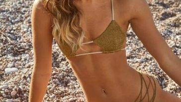 Olivia Ponton Sexy – Sports Illustrated Swimsuit 2022 on fanspics.com