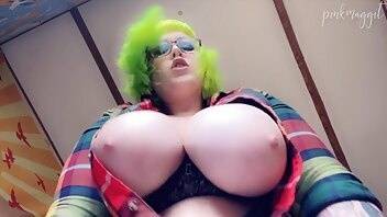 PinkMaggit POV riding bouncing tits in Flanel on fanspics.com