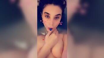 Sarah Love Nude Masturbating in Bathtub Snapchat XXX Videos ! on fanspics.com