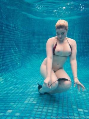 Stefania Ferrario Nude Underwater Pool Onlyfans Set  - Australia on fanspics.com