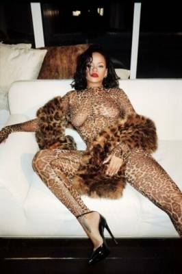 Rihanna Nude Modeling Photoshoot Set Leaked - Barbados on fanspics.com