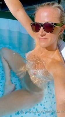 Vicky Stark Nude Hot Tub PPV  Video  on fanspics.com