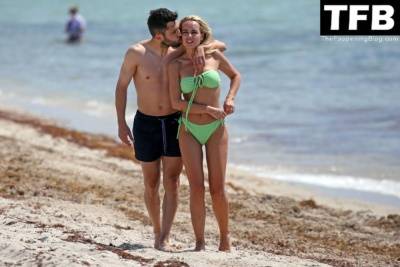 Romarey Ventura & Jordi Alba Spend Some Time at the Beach in Miami on fanspics.com