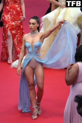 Elisa de Panicis Shows Off Her Sexy Tits & Legs at the 75th Annual Cannes Film Festival on fanspics.com