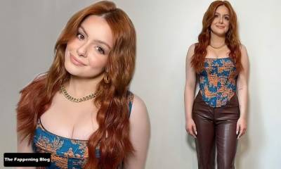 Ariel Winter Displays Her Nice Cleavage in a Sexy Shoot on fanspics.com