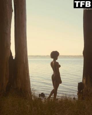 Tanaye White Nude & Sexy on fanspics.com