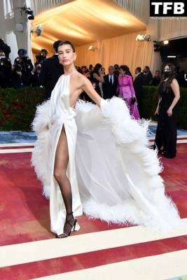 Hailey Bieber Shows Off Her Sexy Legs at The 2022 Met Gala in NYC on fanspics.com