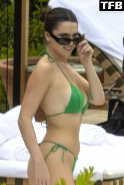 Maya Henry Displays Her Stunning Bikini Body in Madrid on fanspics.com