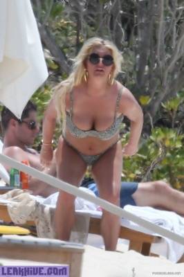  Jessica Simpson Caught By Paparazzi Sunbathing In A Bikini on fanspics.com