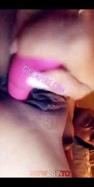 Gwen Singer small vib pussy play orgasm snapchat premium xxx porn videos on fanspics.com