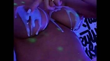 Anaariana MFC creamy tits & nude pussy cam videos on fanspics.com