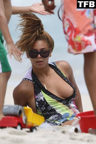Beyoncé Nude & Sexy Collection 13 Part 1 on fanspics.com