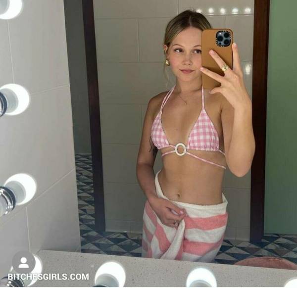 Kelli Berglund Nude Celeb - Kelliberglund Celeb  Nude Photos on fanspics.com