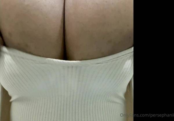 Persephanii Official big bouncing tits on fanspics.com
