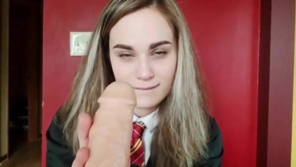Hermione Nude First Handjob Cosplay Porn Video on fanspics.com
